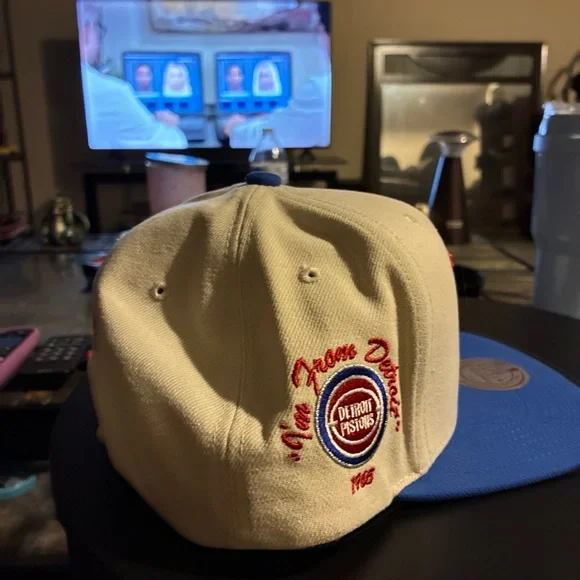 Malcom X Mitchell & Ness Detroit Pistons X Paper Planes 1965 Snapback Hat Rare - Picture 9 of 14